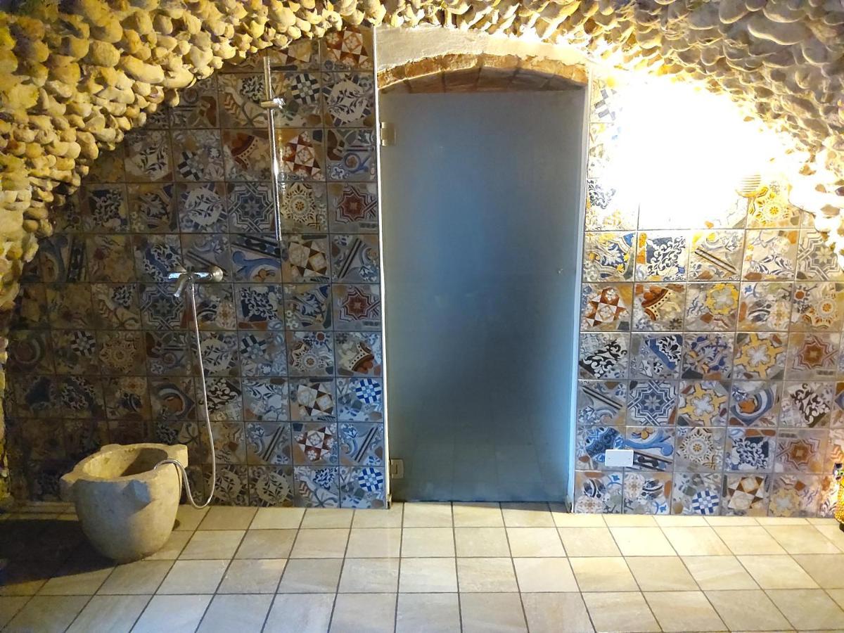 Antica Villa Cuneo- Guest House - "B&B E Non Un Hotel A Cuneo" Ngoại thất bức ảnh