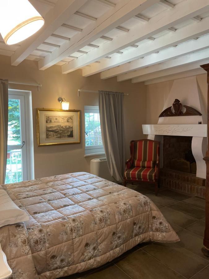 Antica Villa Cuneo- Guest House - "B&B E Non Un Hotel A Cuneo" Ngoại thất bức ảnh