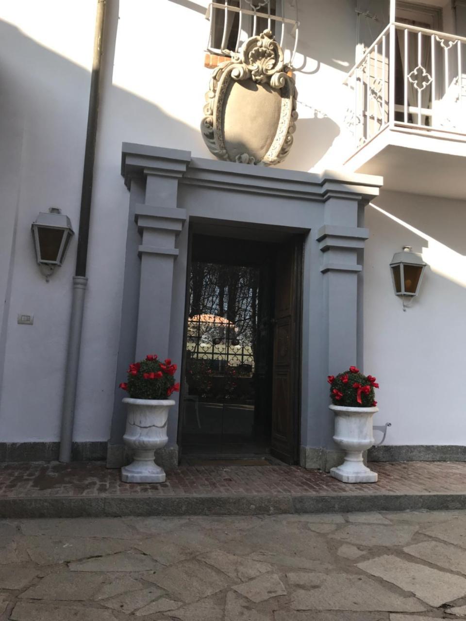 Antica Villa Cuneo- Guest House - "B&B E Non Un Hotel A Cuneo" Ngoại thất bức ảnh