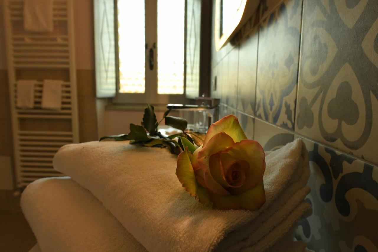 Antica Villa Cuneo- Guest House - "B&B E Non Un Hotel A Cuneo" Ngoại thất bức ảnh
